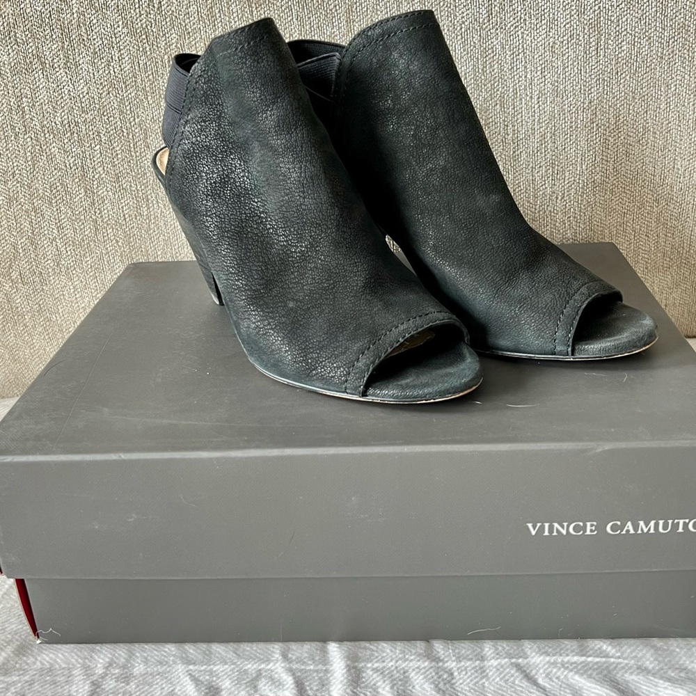 Vince Camaro Heeled Booties